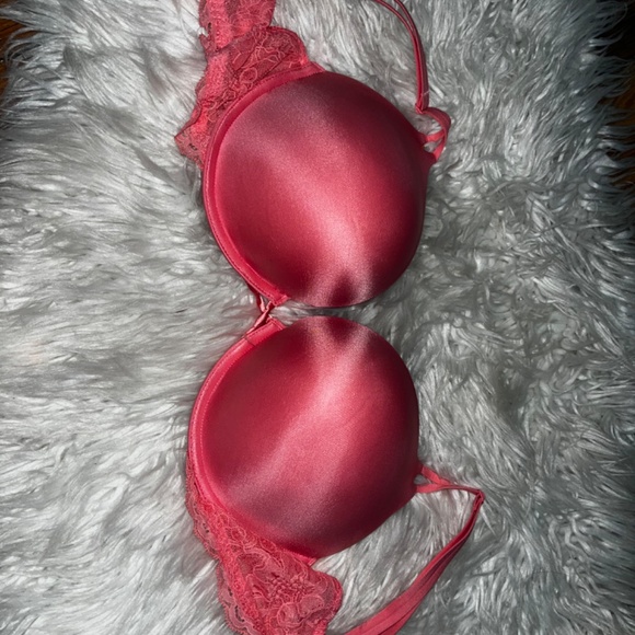 Victoria secret bombshell bra - Picture 2 of 3